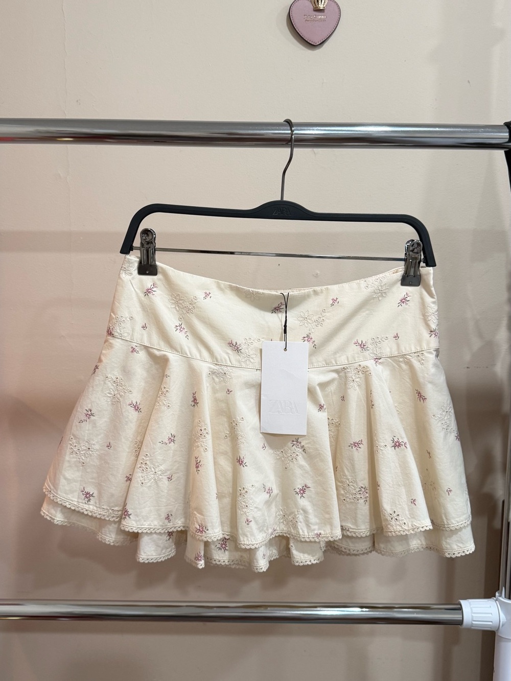 ZARA Embroidered Floral Mini Skirt 100% Cotton Size M NWT